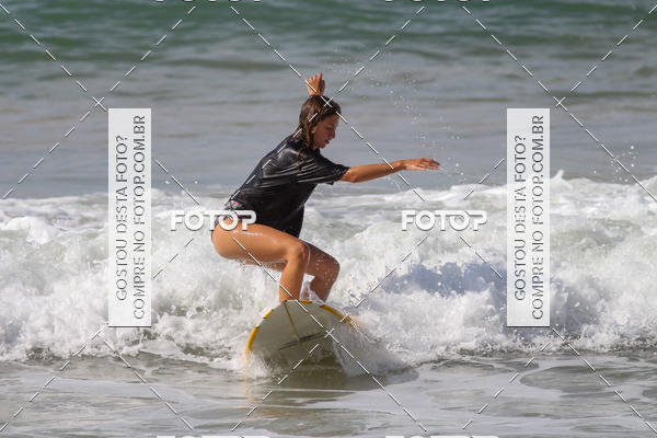 Buy your photos of the eventCampeonato da Escola Municipal de Surf de Maca on Fotop