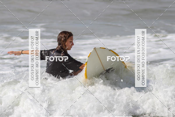 Buy your photos of the eventCampeonato da Escola Municipal de Surf de Maca on Fotop