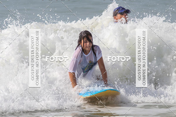 Buy your photos of the eventCampeonato da Escola Municipal de Surf de Maca on Fotop