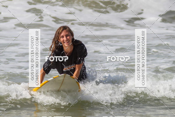 Buy your photos of the eventCampeonato da Escola Municipal de Surf de Maca on Fotop