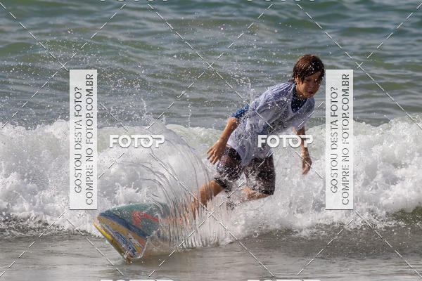 Buy your photos of the eventCampeonato da Escola Municipal de Surf de Maca on Fotop