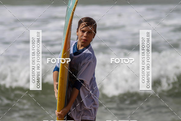 Buy your photos of the eventCampeonato da Escola Municipal de Surf de Maca on Fotop