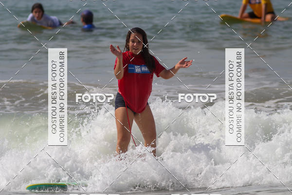 Buy your photos of the eventCampeonato da Escola Municipal de Surf de Maca on Fotop