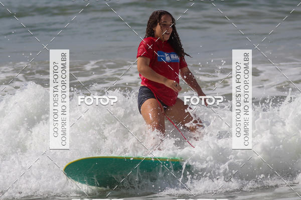 Buy your photos of the eventCampeonato da Escola Municipal de Surf de Maca on Fotop