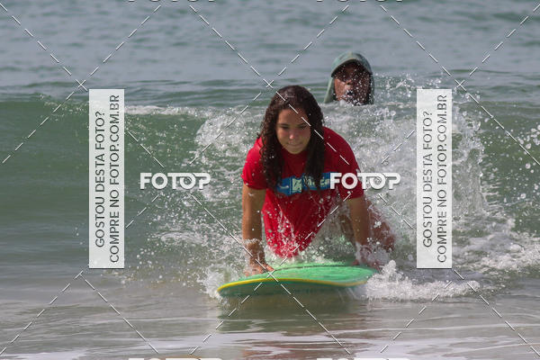 Buy your photos of the eventCampeonato da Escola Municipal de Surf de Maca on Fotop
