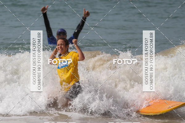 Buy your photos of the eventCampeonato da Escola Municipal de Surf de Maca on Fotop