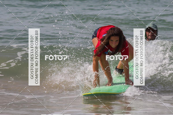 Buy your photos of the eventCampeonato da Escola Municipal de Surf de Maca on Fotop