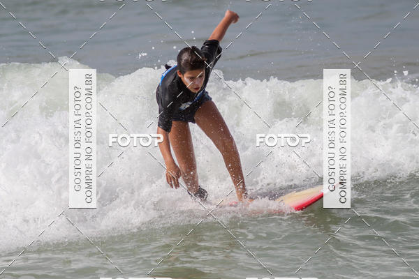 Buy your photos of the eventCampeonato da Escola Municipal de Surf de Maca on Fotop