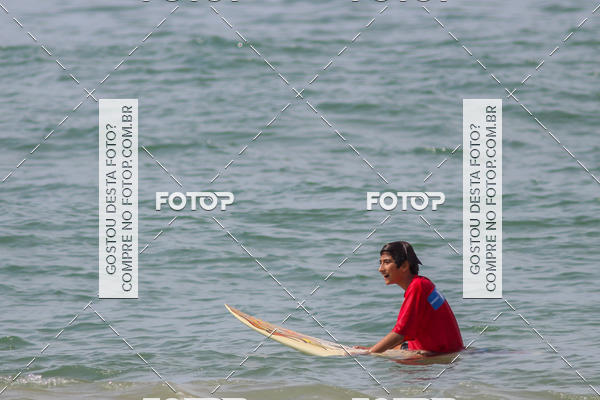 Buy your photos of the eventCampeonato da Escola Municipal de Surf de Maca on Fotop