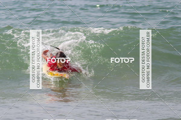 Buy your photos of the eventCampeonato da Escola Municipal de Surf de Maca on Fotop