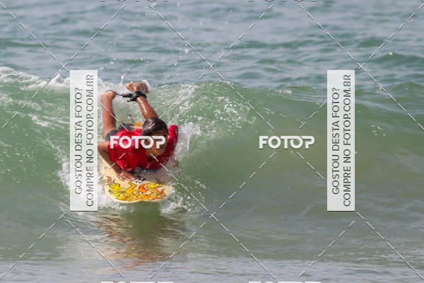 Buy your photos of the eventCampeonato da Escola Municipal de Surf de Maca on Fotop