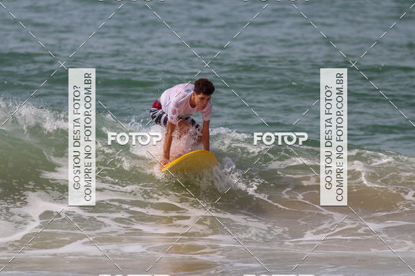 Buy your photos of the eventCampeonato da Escola Municipal de Surf de Maca on Fotop