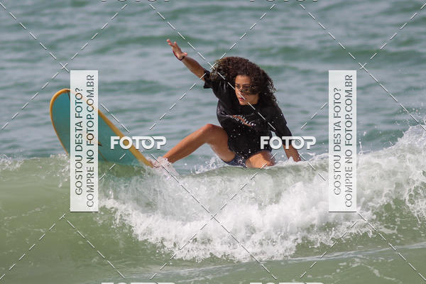 Buy your photos of the eventCampeonato da Escola Municipal de Surf de Maca on Fotop