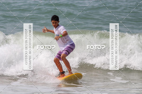 Buy your photos of the eventCampeonato da Escola Municipal de Surf de Maca on Fotop