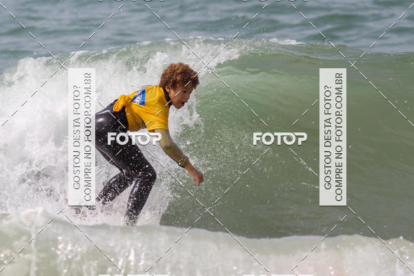 Buy your photos of the eventCampeonato da Escola Municipal de Surf de Maca on Fotop