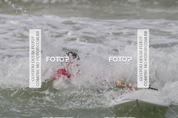 Buy your photos of the eventCampeonato da Escola Municipal de Surf de Maca on Fotop