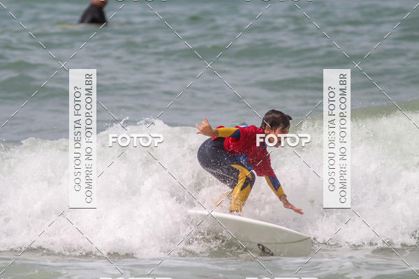 Buy your photos of the eventCampeonato da Escola Municipal de Surf de Maca on Fotop