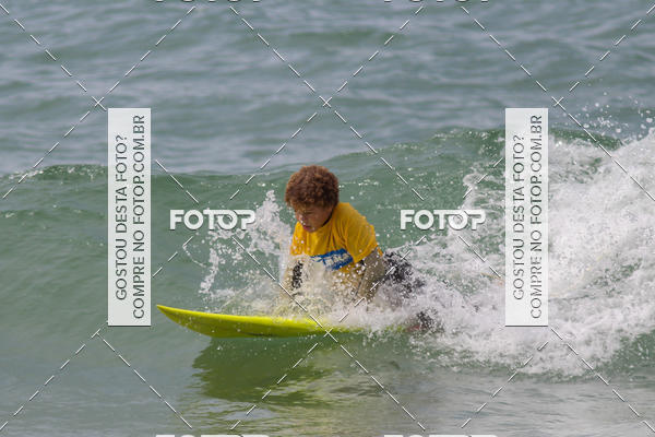 Buy your photos of the eventCampeonato da Escola Municipal de Surf de Maca on Fotop
