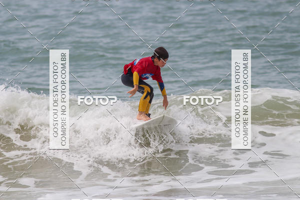 Buy your photos of the eventCampeonato da Escola Municipal de Surf de Maca on Fotop