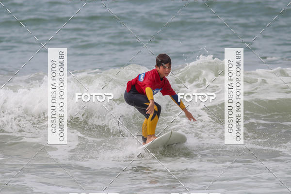 Buy your photos of the eventCampeonato da Escola Municipal de Surf de Maca on Fotop