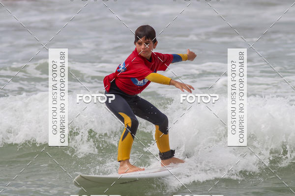 Buy your photos of the eventCampeonato da Escola Municipal de Surf de Maca on Fotop