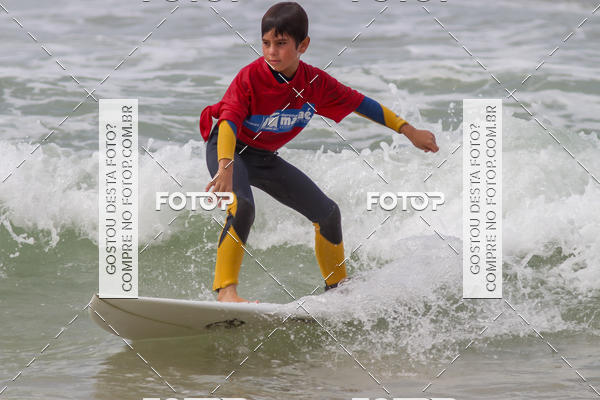 Buy your photos of the eventCampeonato da Escola Municipal de Surf de Maca on Fotop