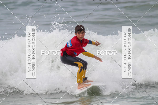 Buy your photos of the eventCampeonato da Escola Municipal de Surf de Maca on Fotop