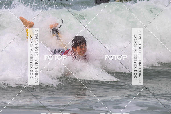 Buy your photos of the eventCampeonato da Escola Municipal de Surf de Maca on Fotop
