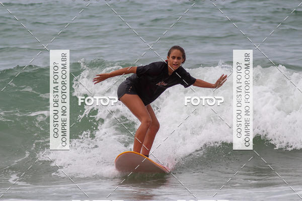 Buy your photos of the eventCampeonato da Escola Municipal de Surf de Maca on Fotop