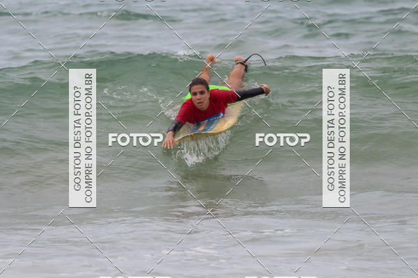 Buy your photos of the eventCampeonato da Escola Municipal de Surf de Maca on Fotop
