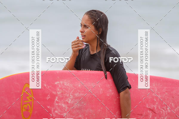 Buy your photos of the eventCampeonato da Escola Municipal de Surf de Maca on Fotop