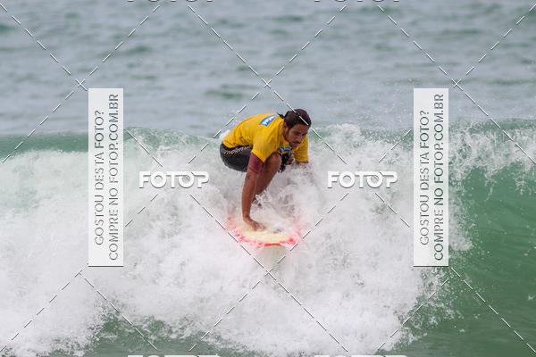 Buy your photos of the eventCampeonato da Escola Municipal de Surf de Maca on Fotop