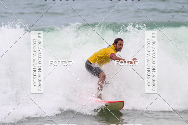 Buy your photos of the eventCampeonato da Escola Municipal de Surf de Maca on Fotop