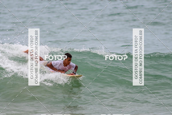 Buy your photos of the eventCampeonato da Escola Municipal de Surf de Maca on Fotop