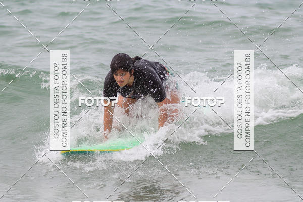 Buy your photos of the eventCampeonato da Escola Municipal de Surf de Maca on Fotop