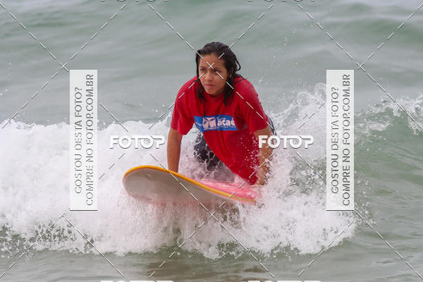 Buy your photos of the eventCampeonato da Escola Municipal de Surf de Maca on Fotop