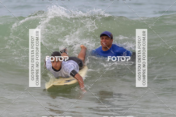 Buy your photos of the eventCampeonato da Escola Municipal de Surf de Maca on Fotop