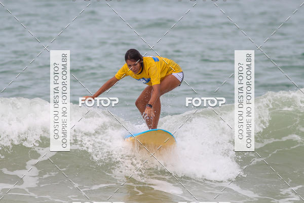 Buy your photos of the eventCampeonato da Escola Municipal de Surf de Maca on Fotop