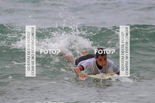 Buy your photos of the eventCampeonato da Escola Municipal de Surf de Maca on Fotop