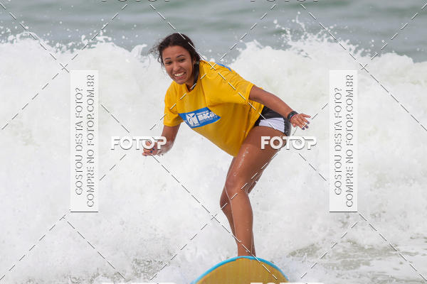 Buy your photos of the eventCampeonato da Escola Municipal de Surf de Maca on Fotop