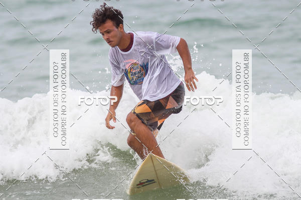 Buy your photos of the eventCampeonato da Escola Municipal de Surf de Maca on Fotop