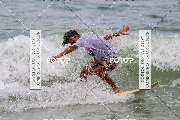 Buy your photos of the eventCampeonato da Escola Municipal de Surf de Maca on Fotop