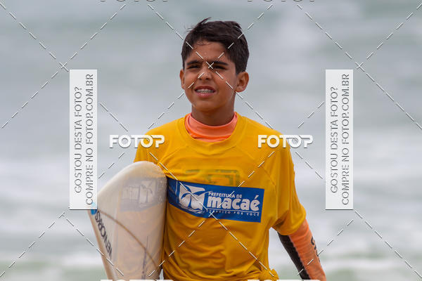 Buy your photos of the eventCampeonato da Escola Municipal de Surf de Maca on Fotop