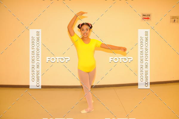 Buy your photos of the eventEspetculo de Dana Studio V on Fotop