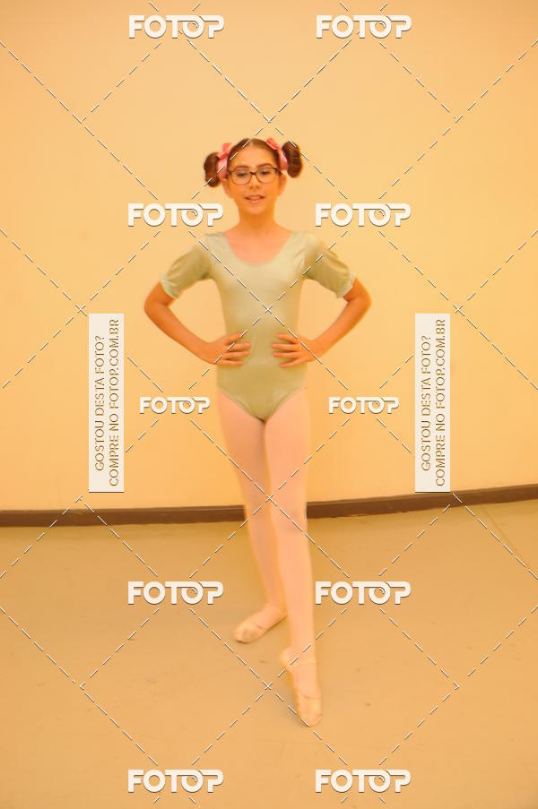 Buy your photos of the eventEspetculo de Dana Studio V on Fotop