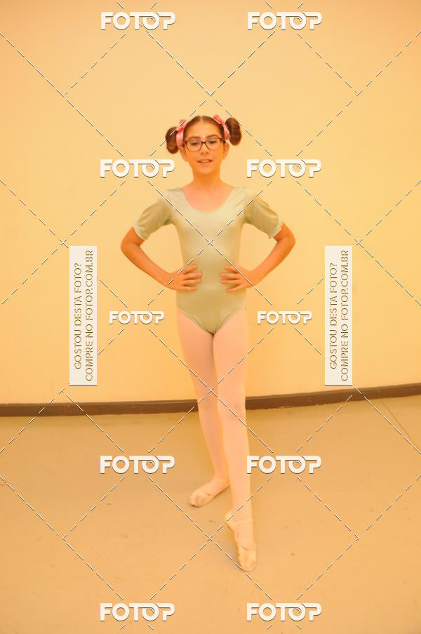 Buy your photos of the eventEspetculo de Dana Studio V on Fotop