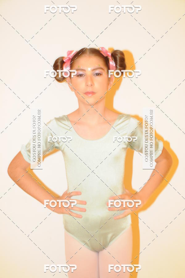 Buy your photos of the eventEspetculo de Dana Studio V on Fotop