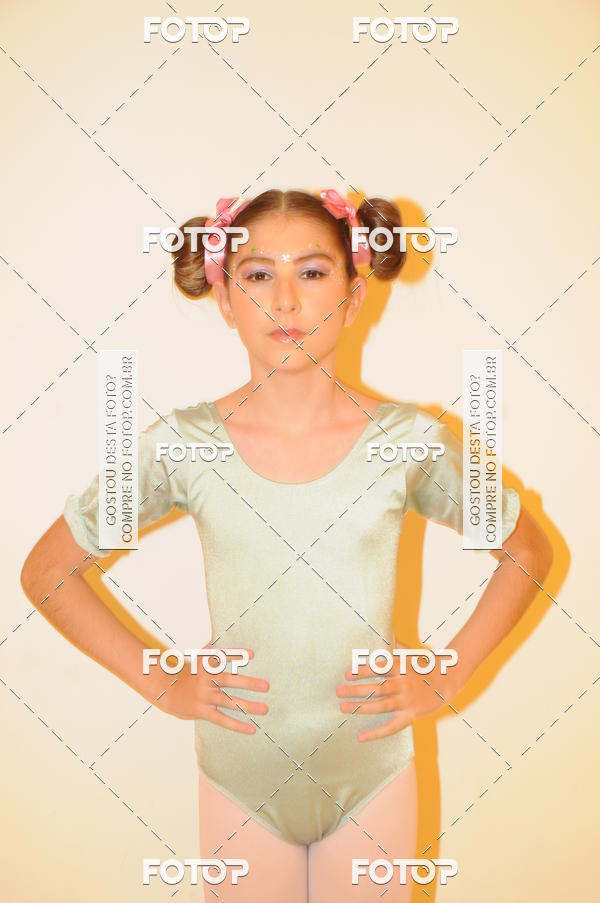 Buy your photos of the eventEspetculo de Dana Studio V on Fotop