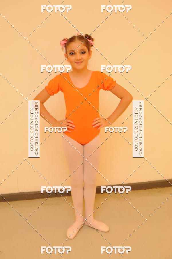 Buy your photos of the eventEspetculo de Dana Studio V on Fotop