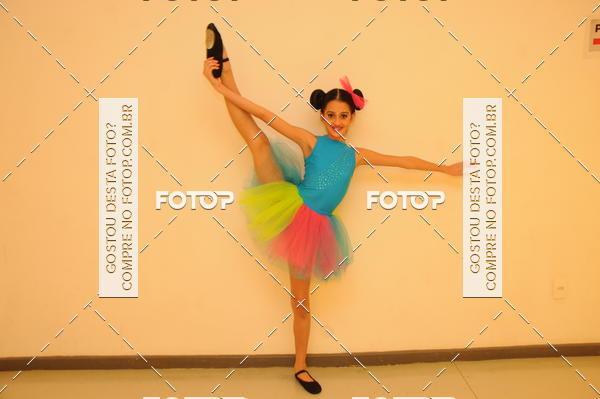 Buy your photos of the eventEspetculo de Dana Studio V on Fotop